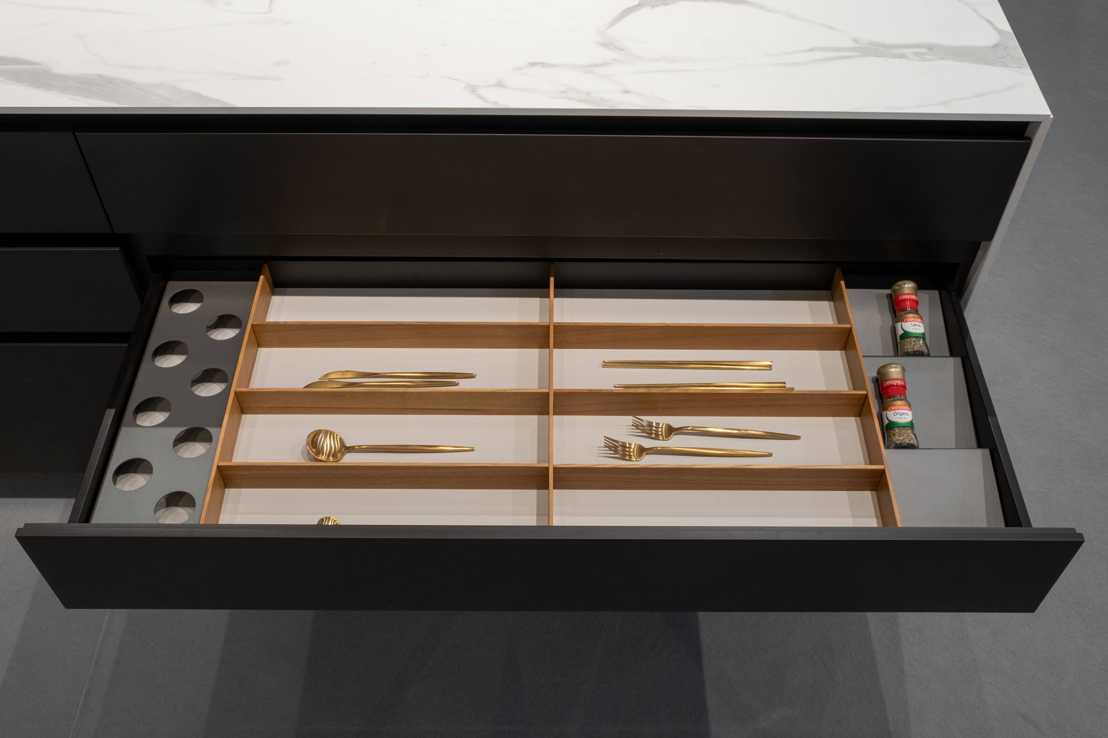 Bachett Kitchen Drawer Inserts – Profilea